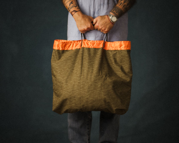 Travel Tote