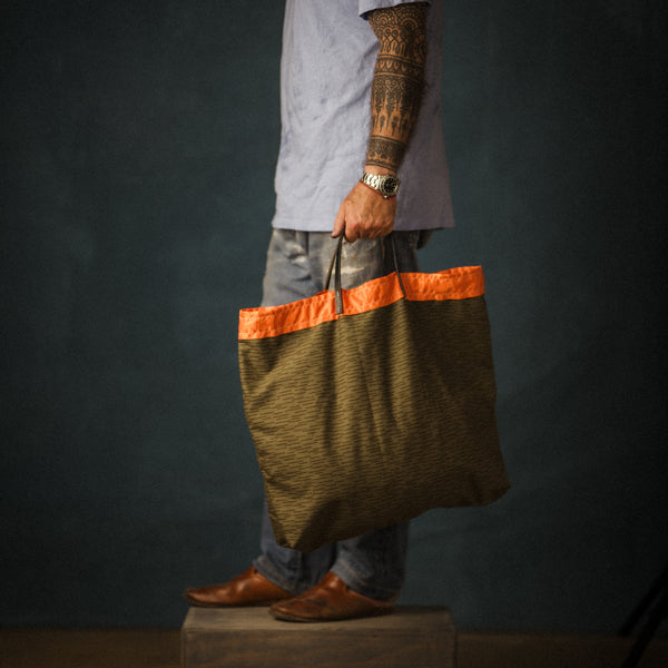 Travel Tote